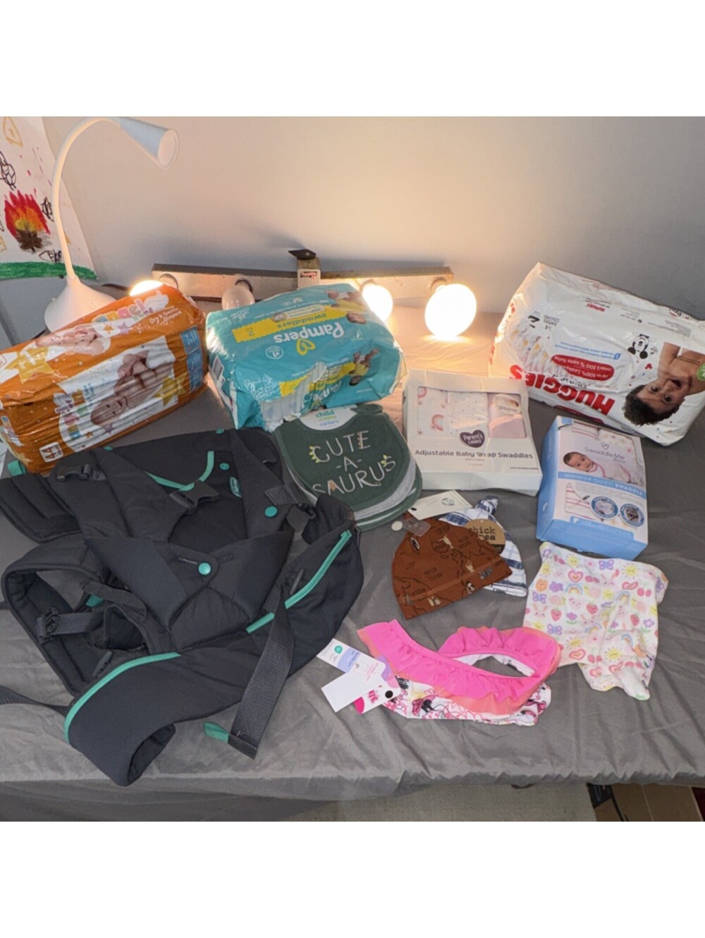 Pampers Huggies SwaddleMe Diapers Swaddles Multicolor Baby Clothing Lot